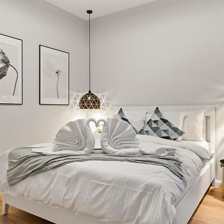 Apartmán Tova Pearl Ultracentral - Romana Square Subway Bukurešť Exteriér fotografie
